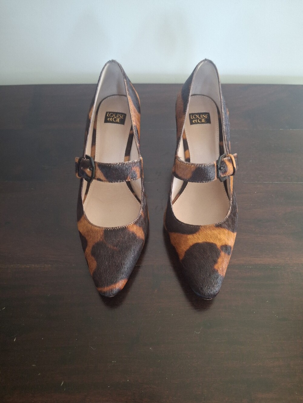 LOUISE ET CIE " Hiba" Leather Cow Hair Dark Brown Tan Mary Jane Pump - Size 7